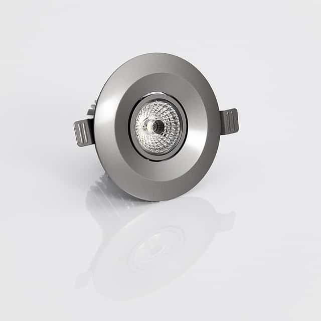light-959555_640 (1)
